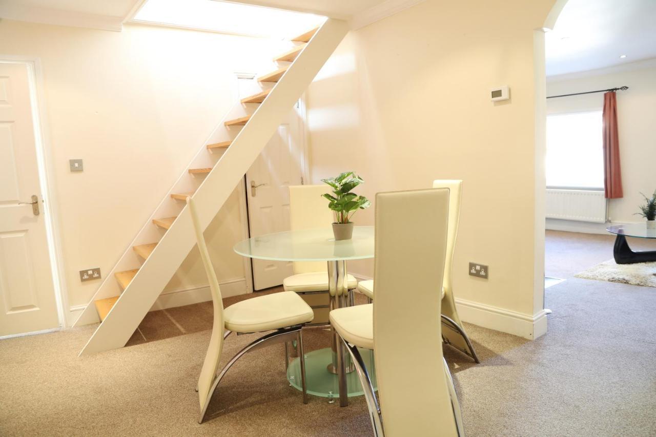 Letting Serviced Apartments - Guards View, Γουίνσδορ Εξωτερικό φωτογραφία